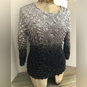 Vtg Ombré Popcorn Top